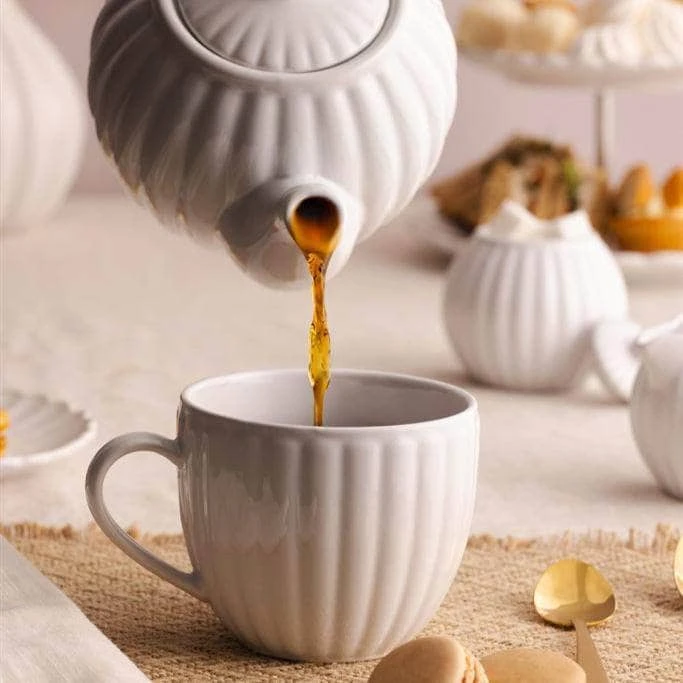 Luxe Oversized White Mug - 460ml 3 Luxe Oversized White Mug - 460ml