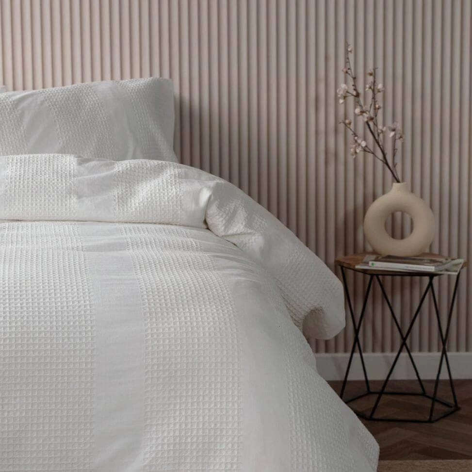 Vanilla Waffle Stripe Duvet Set - King Size 4 Vanilla Waffle Stripe Duvet Set - King Size - Image 2