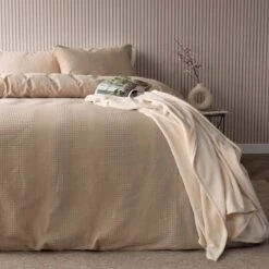 Latte Waffle Stripe Duvet Set - King Size 9 Latte Waffle Stripe Duvet Set - King Size -Taskers Sale Shop 1800x1200 fitbox waffle stripe latte lifestyle full 5a1aa86a 64dc 467d a287 4ab118aef4da