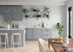 Dulux Matt Emulsion 5L - Cornflower White 7 Dulux Matt Emulsion 5L - Cornflower White -Taskers Sale Shop 50142608 DULUXVM5LCORNFLOWERWHITE2