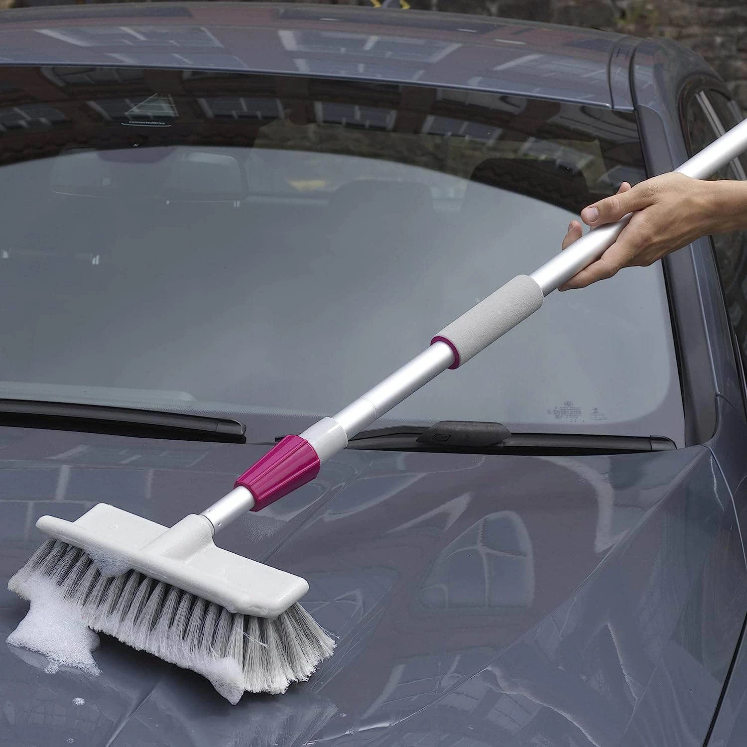 Water Fed Car Cleaning Brush 4 Water Fed Car Cleaning Brush - Image 2
