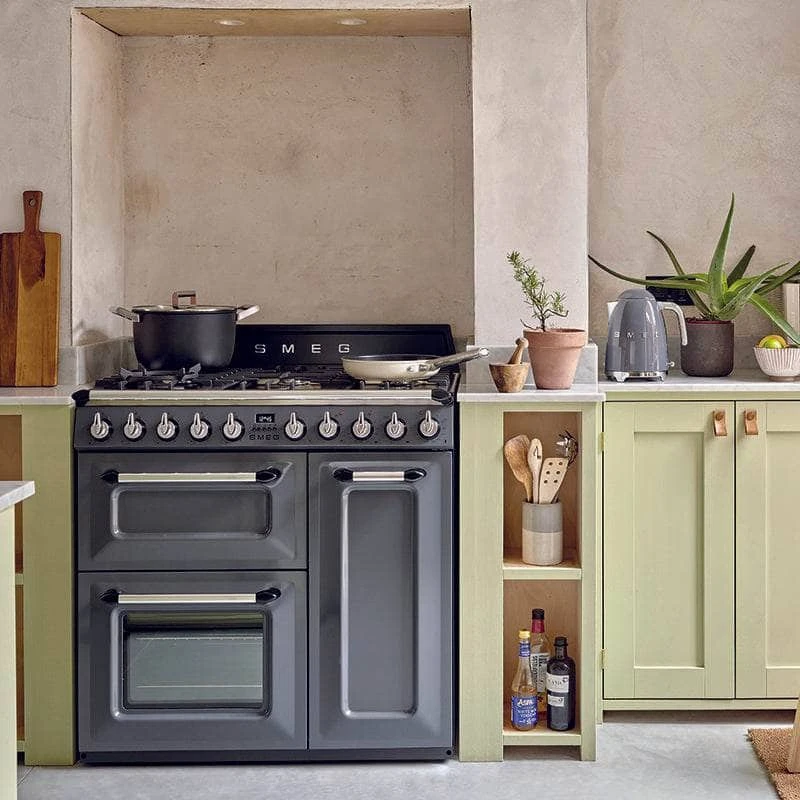 Smeg Retro 1.7L Kettle - Slate Grey 5 Smeg Retro 1.7L Kettle - Slate Grey - Image 3