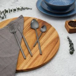 Noir 16 Piece Cutlery Set