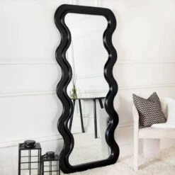 Wavy Mirror - Black