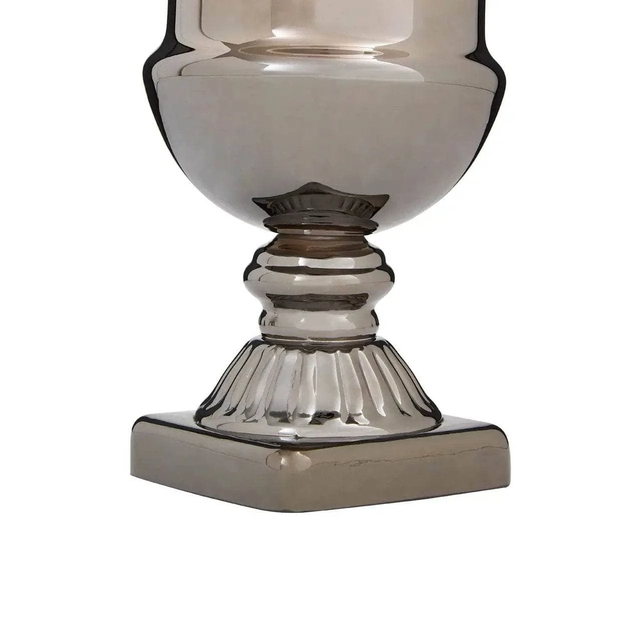 Alexa Ombre Fluted Vase - Small 5 Alexa Ombre Fluted Vase - Small - Image 3