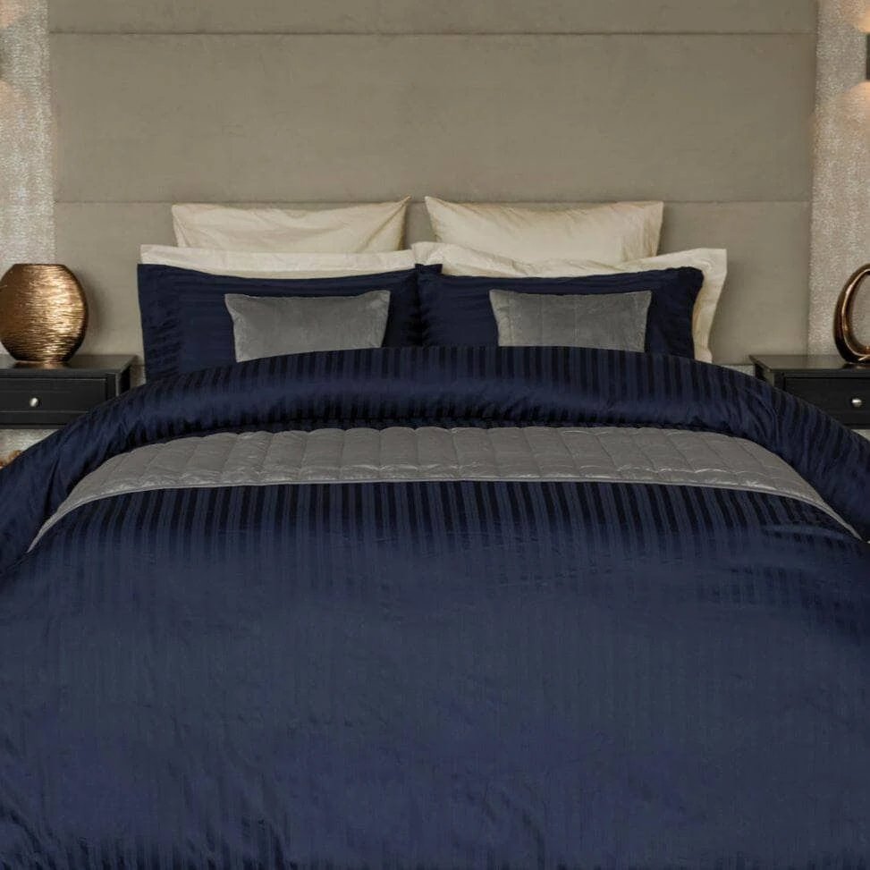 Hotel Tribeca Duvet Cover Set - Navy 5 Hotel Tribeca Duvet Cover Set - Navy - Image 3