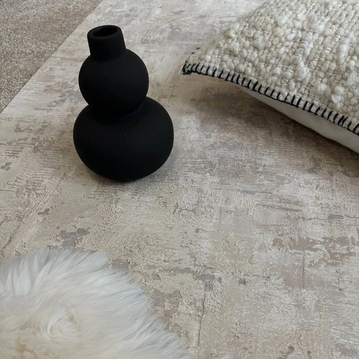 Belgravia Plaster Beige Wallpaper - 9022 4 Belgravia Plaster Beige Wallpaper - 9022 - Image 2