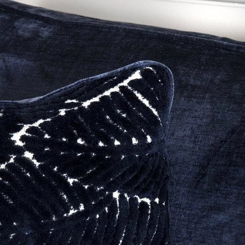 Toulon Snuggler - Ink 6 Toulon Snuggler - Ink - Image 4