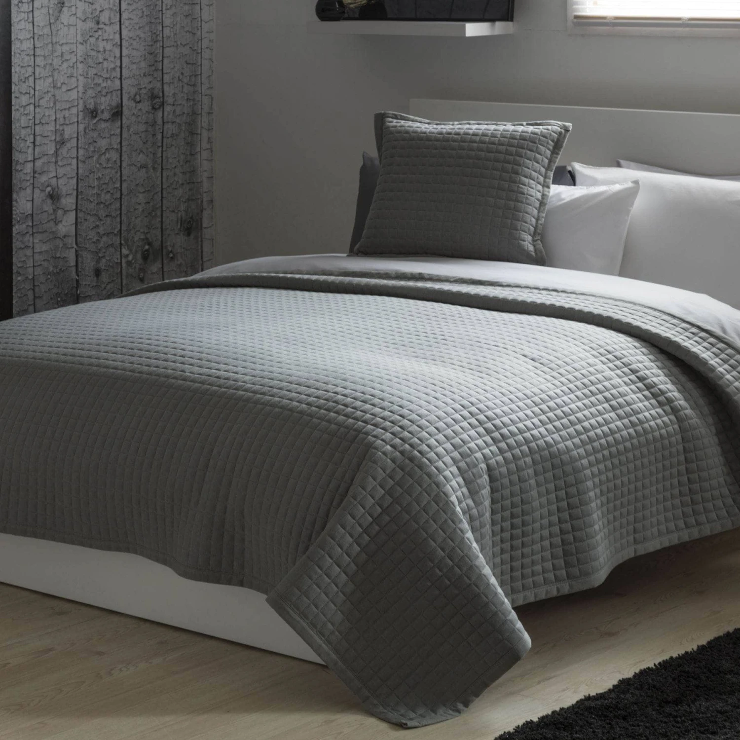 Crompton Quilted Throw - Grey 3 Crompton Quilted Throw - Grey