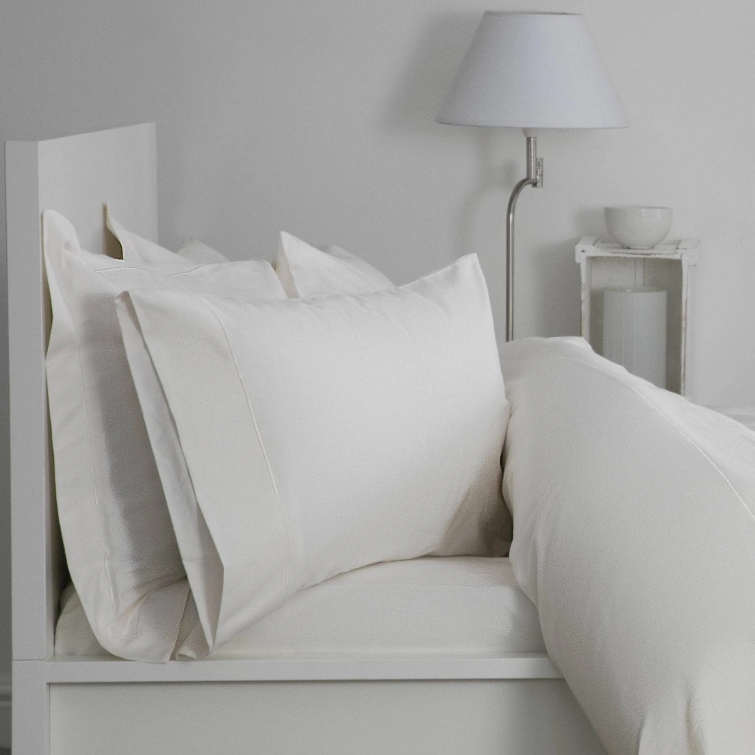 Egyptian Cotton 400 Count Housewife Pillowcase - Ivory 3 Egyptian Cotton 400 Count Housewife Pillowcase - Ivory