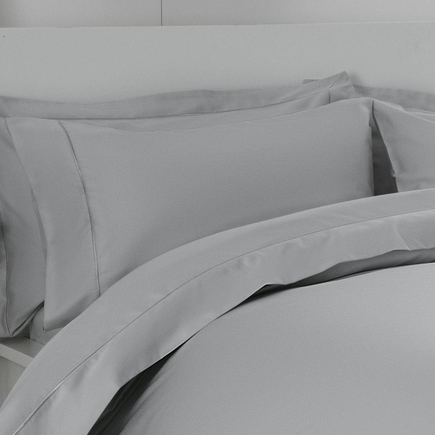 Egyptian Cotton 400 Count Housewife Pillowcase - Platinum 4 Egyptian Cotton 400 Count Housewife Pillowcase - Platinum - Image 2