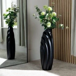 Fin Vase Matte Black - 18.8 X 14.7 X 57cm