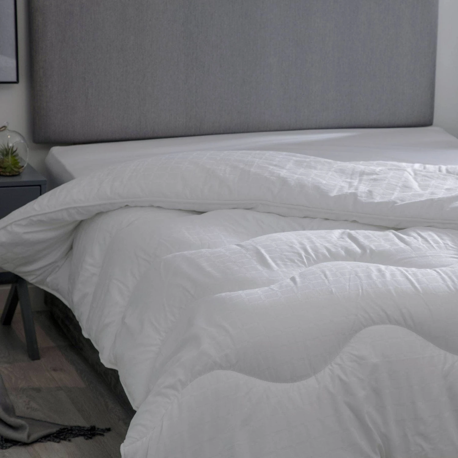 Hotel Luxury 10.5 Tog Duvet 3 Hotel Luxury 10.5 Tog Duvet