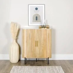 Ariel Highboard