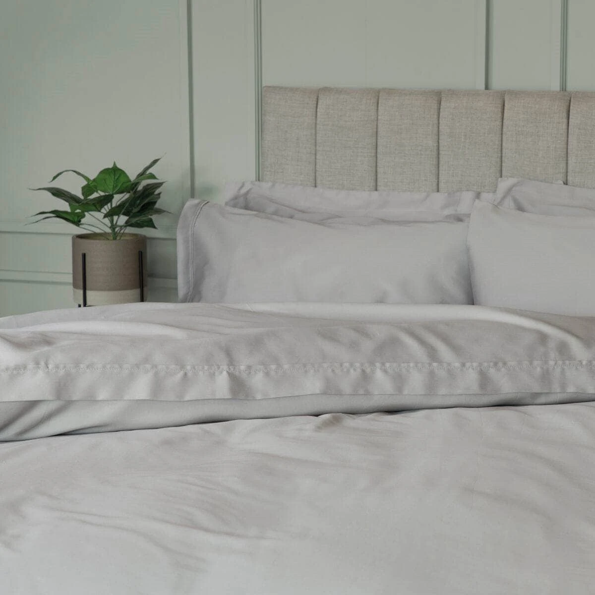 Premium Blend 500 Count Duvet Cover - Platinum 4 Premium Blend 500 Count Duvet Cover - Platinum - Image 2