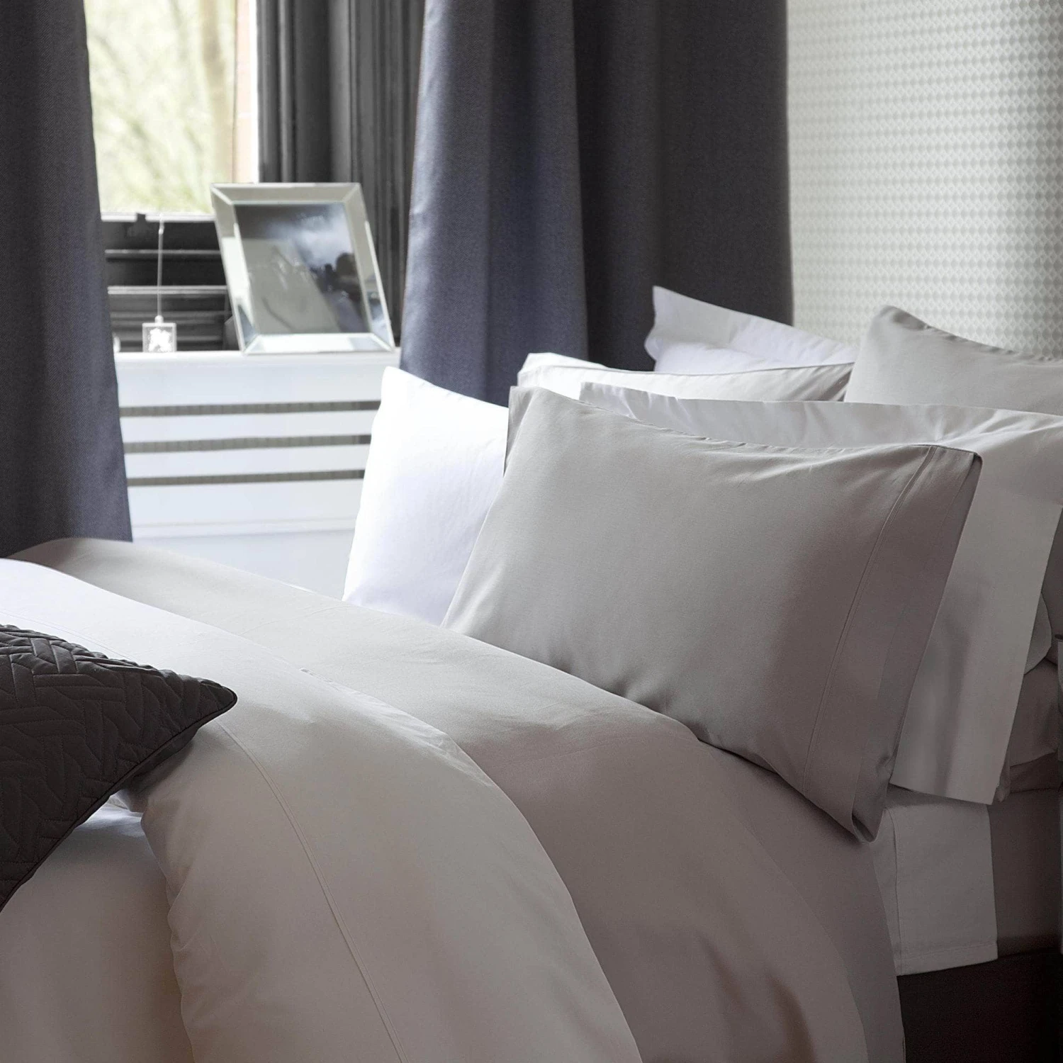 Premium Blend 500 Count Duvet Cover - White 4 Premium Blend 500 Count Duvet Cover - White - Image 2