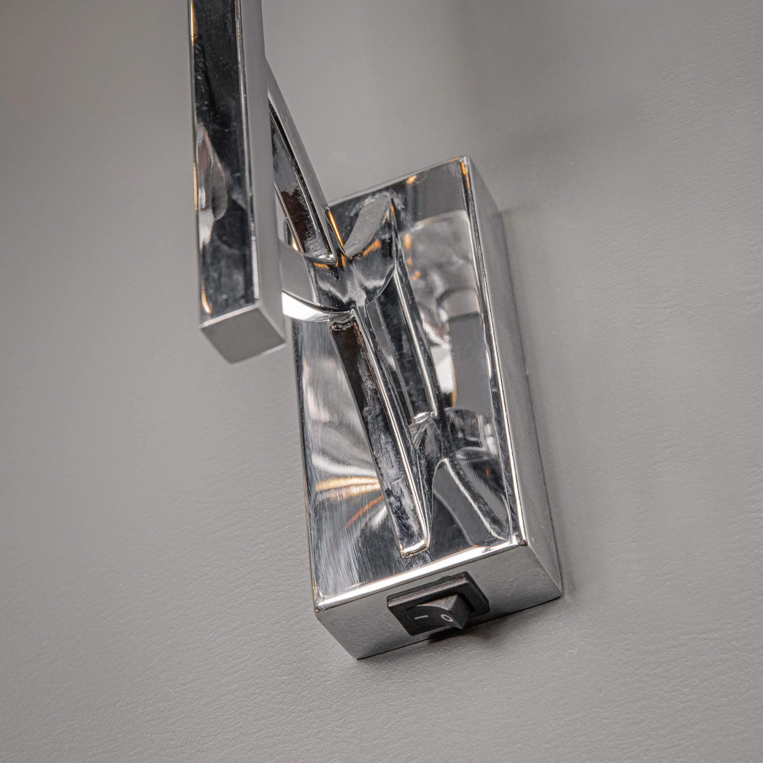 Madrid Polished Chrome & Crystal Wall Light 4 Madrid Polished Chrome & Crystal Wall Light - Image 2